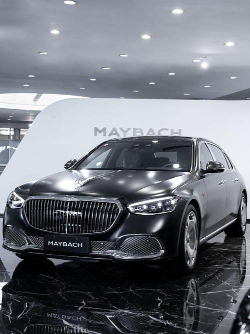 重庆72岚图汽车的售后服务让用户无忧出行，迈巴赫未来的豪华车趋势